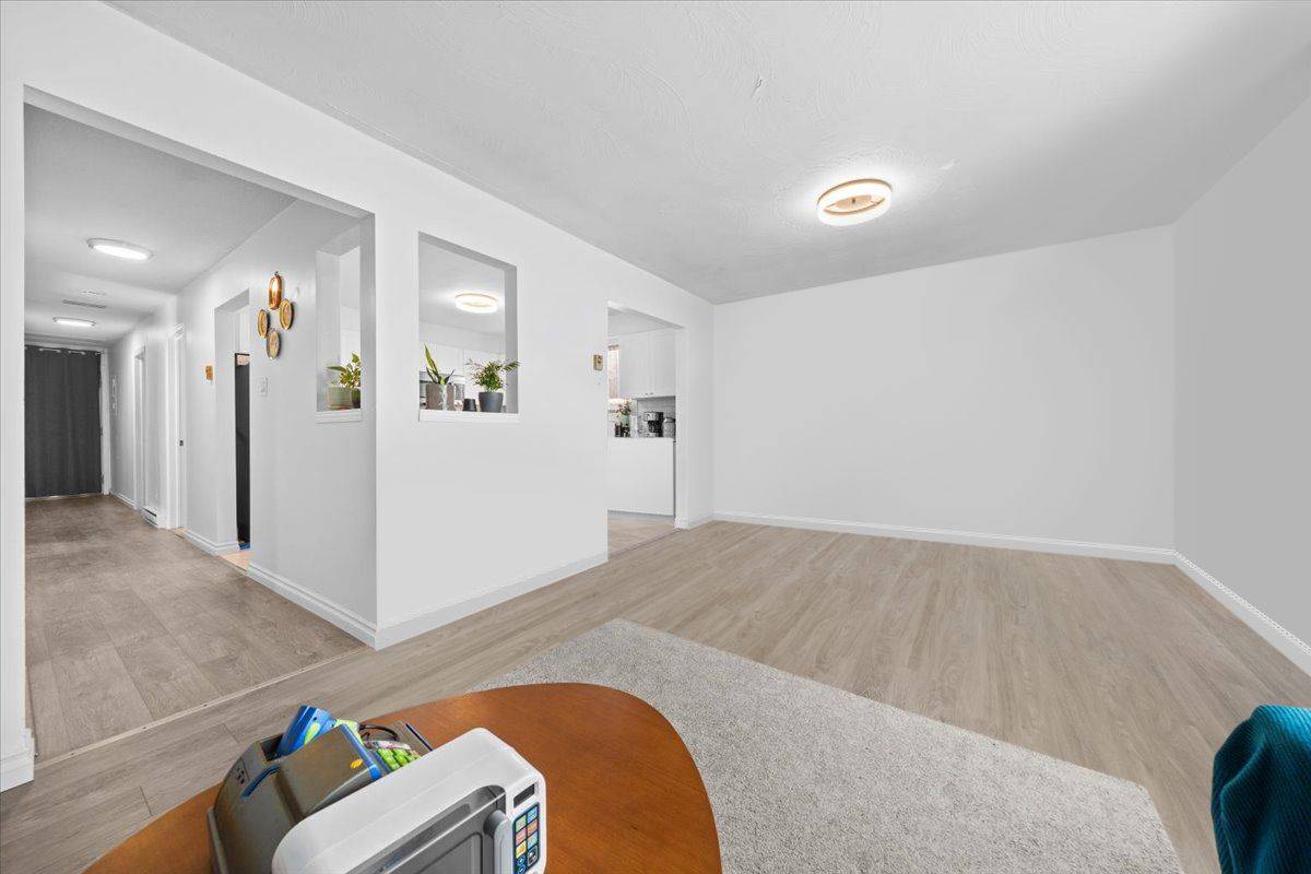 1702 Russell RD #2, Alta Vista And Area, ON K1G 0M9