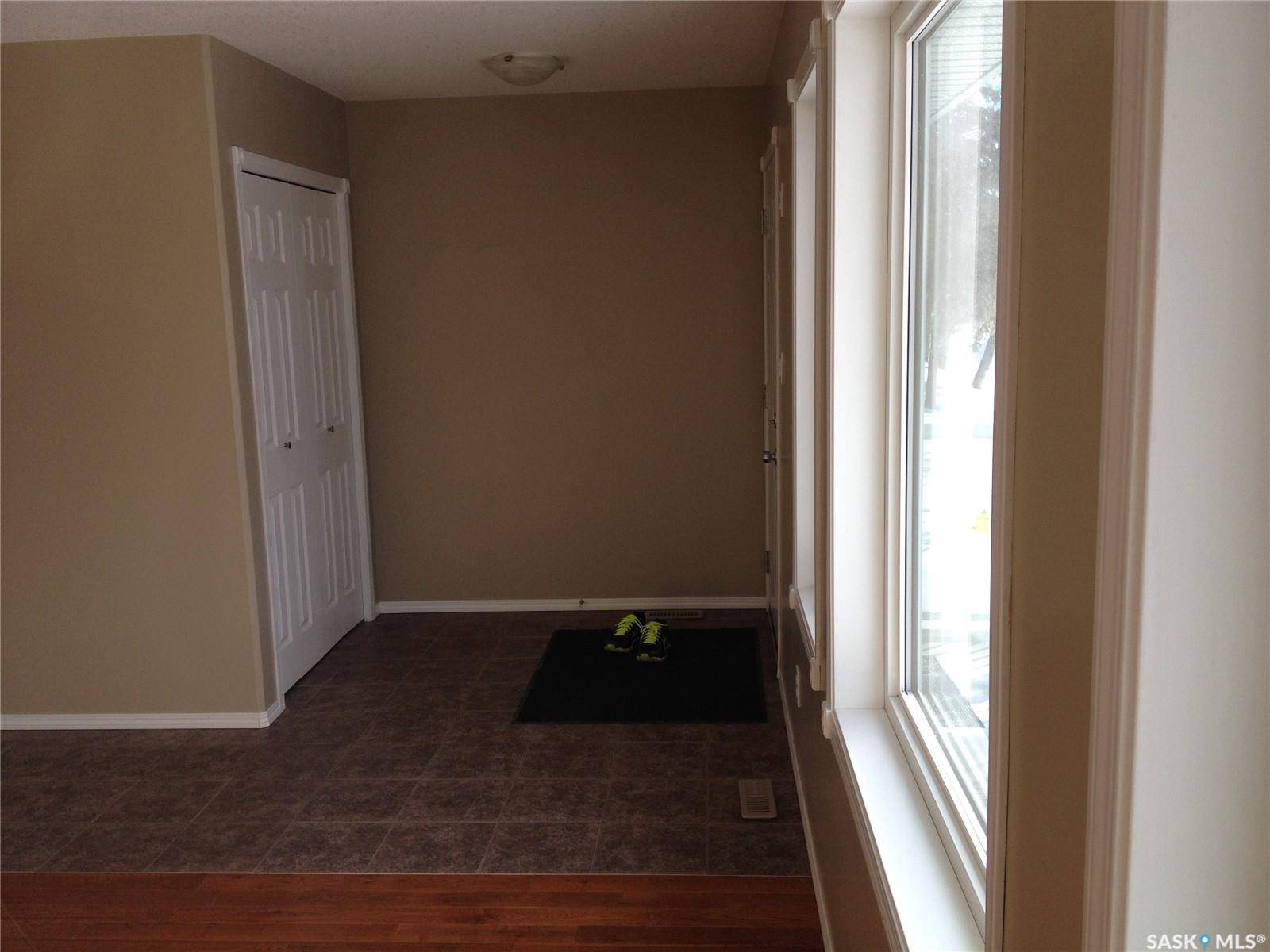 1610 5th AVENUE N, Regina, SK S4R 0R5