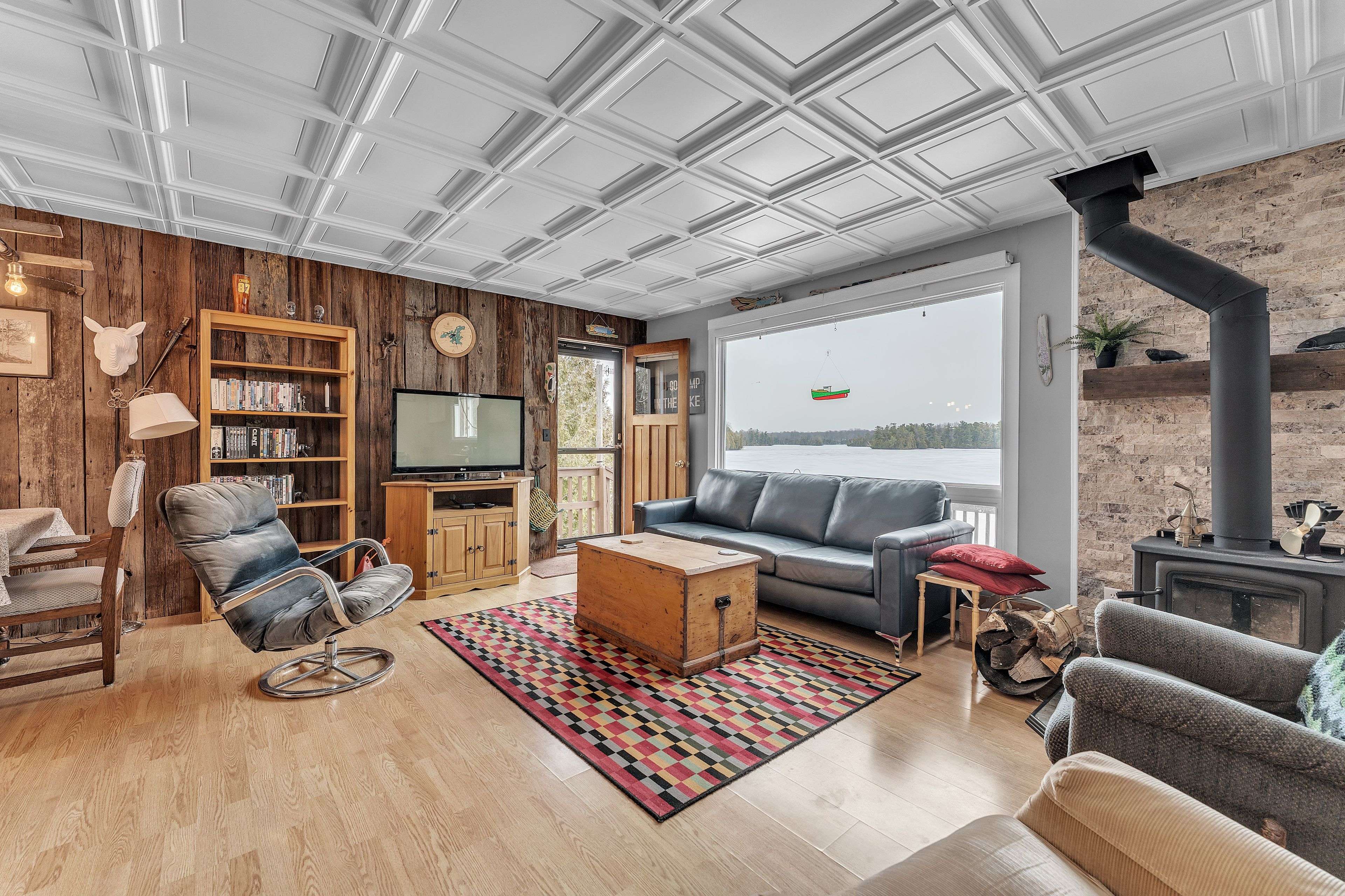 245 Taggart LN, Rideau Lakes, ON K0G 1X0