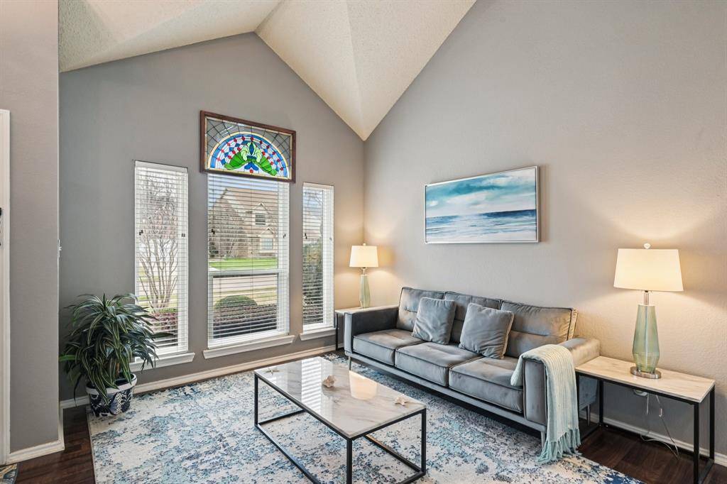 2047 Wanderlust Drive, Lewisville, TX 75067