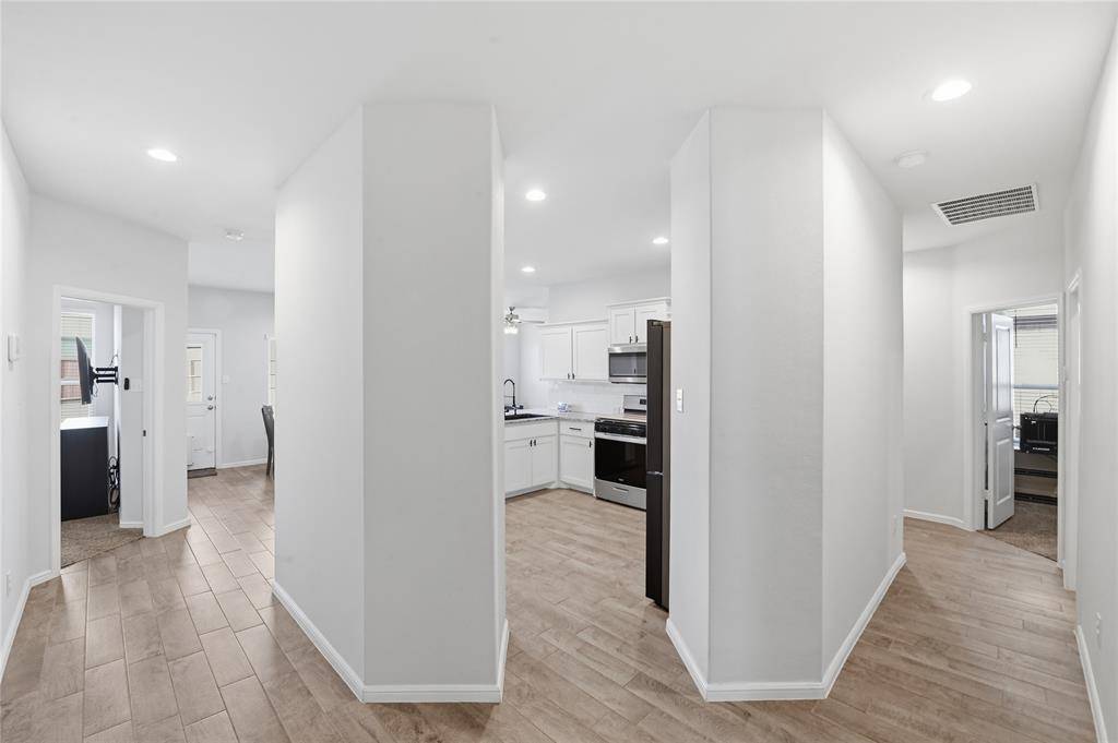 8617 Sandy Park Drive, Fort Worth, TX 76179