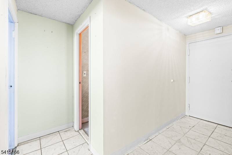 170 Lafayette Ave #6A, Passaic City, NJ 07055