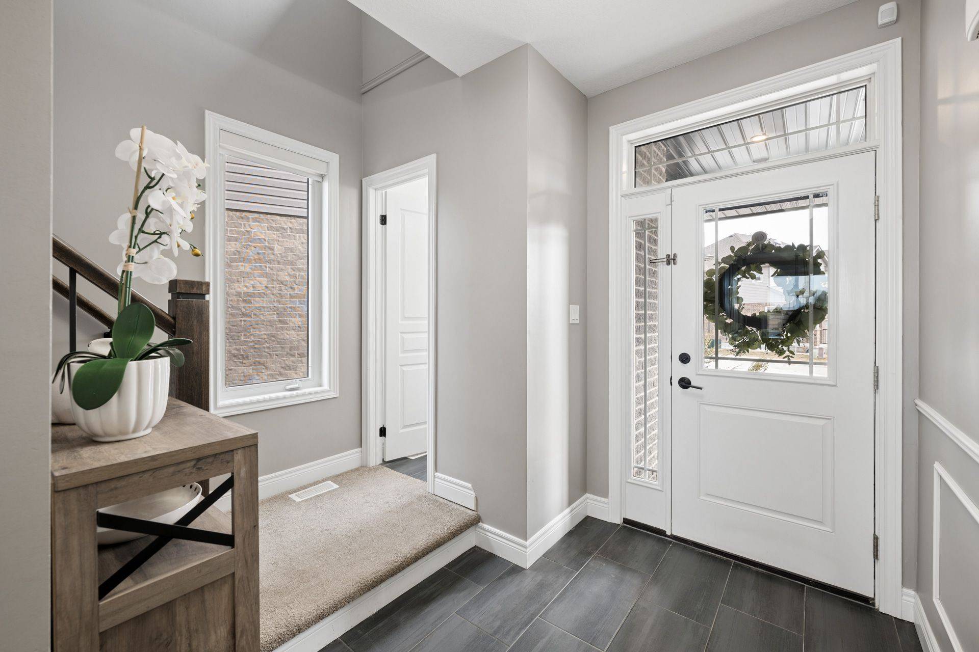 10 Sparrow CRES, East Luther Grand Valley, ON L9W 0R7