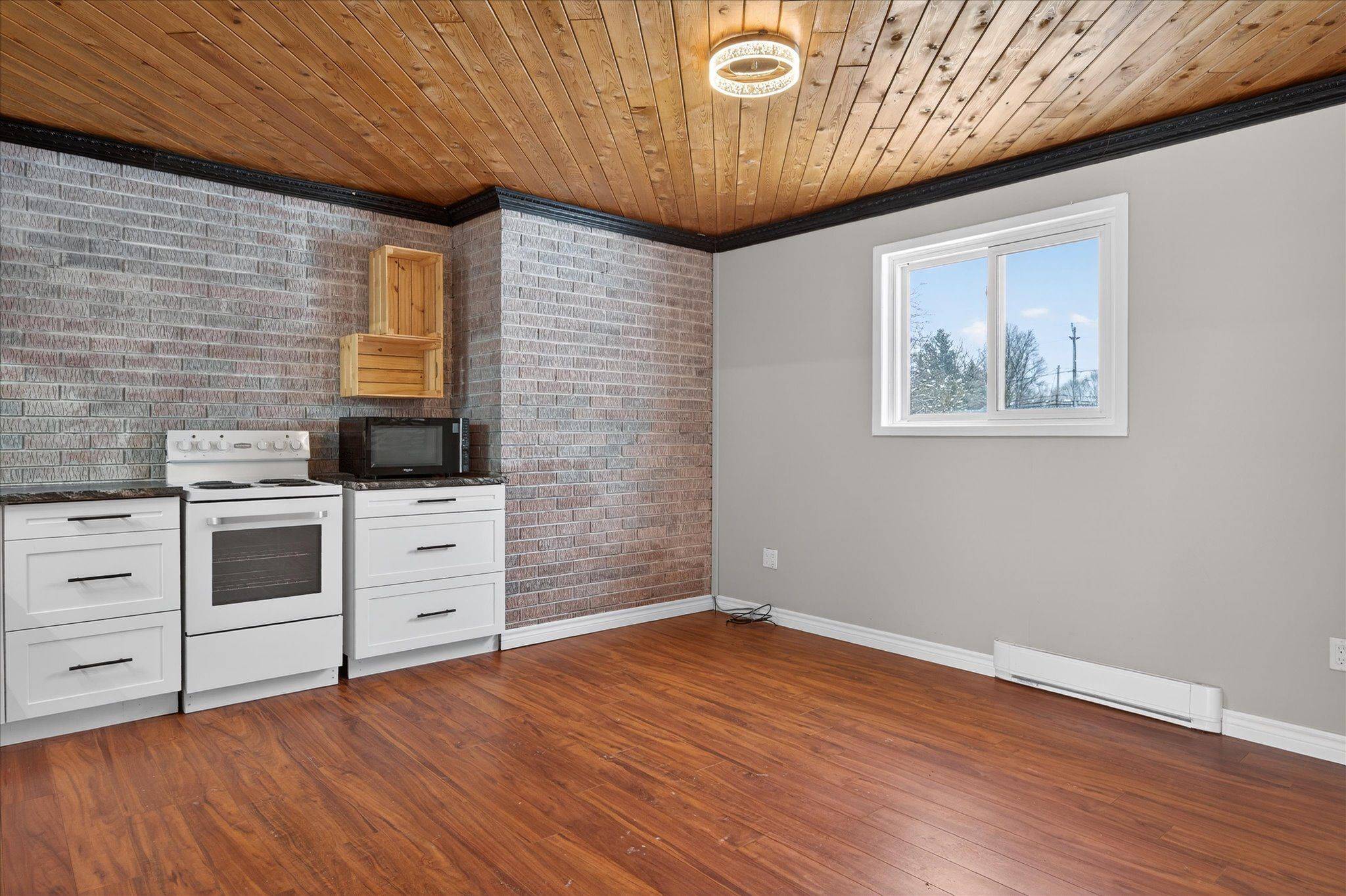 12 Concession ST #A, Havelock-belmont-methuen, ON K0L 1Z0