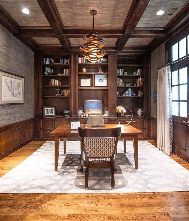 480 Oakwood Circle, Fairview, TX 75069