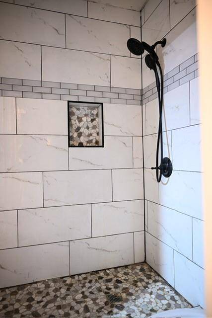 224 Etta Avenue, Waxahachie, TX 75165