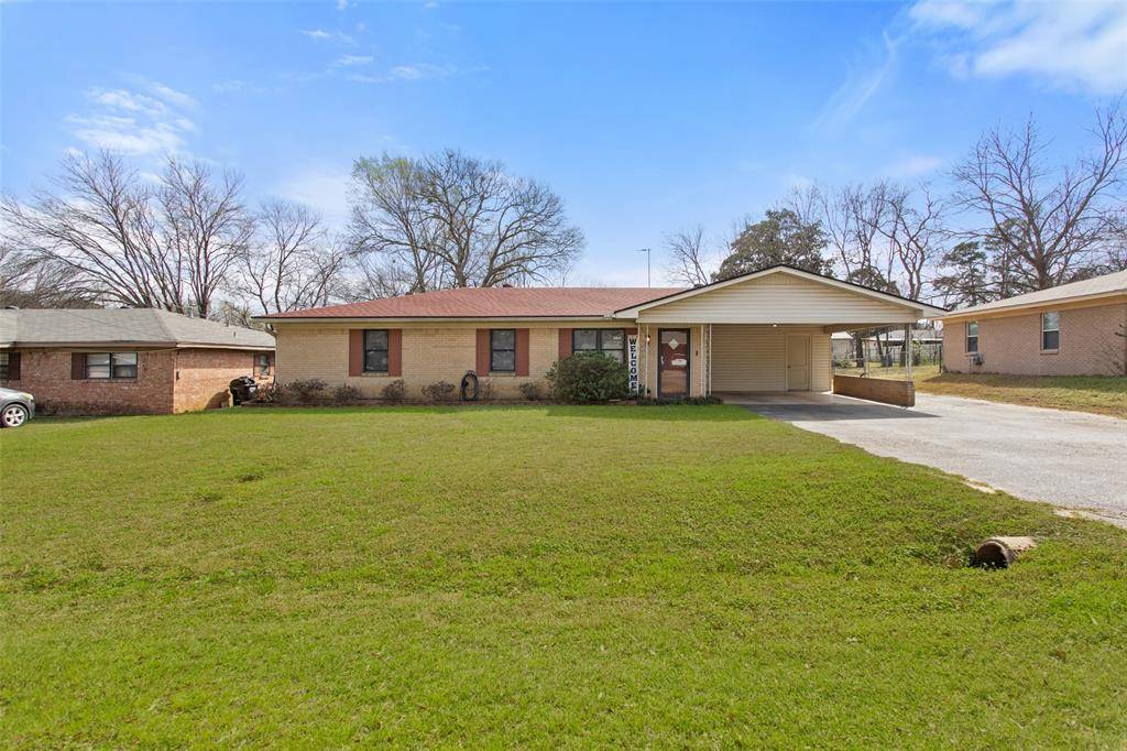 208 Dancer Drive, Longview, TX 75604