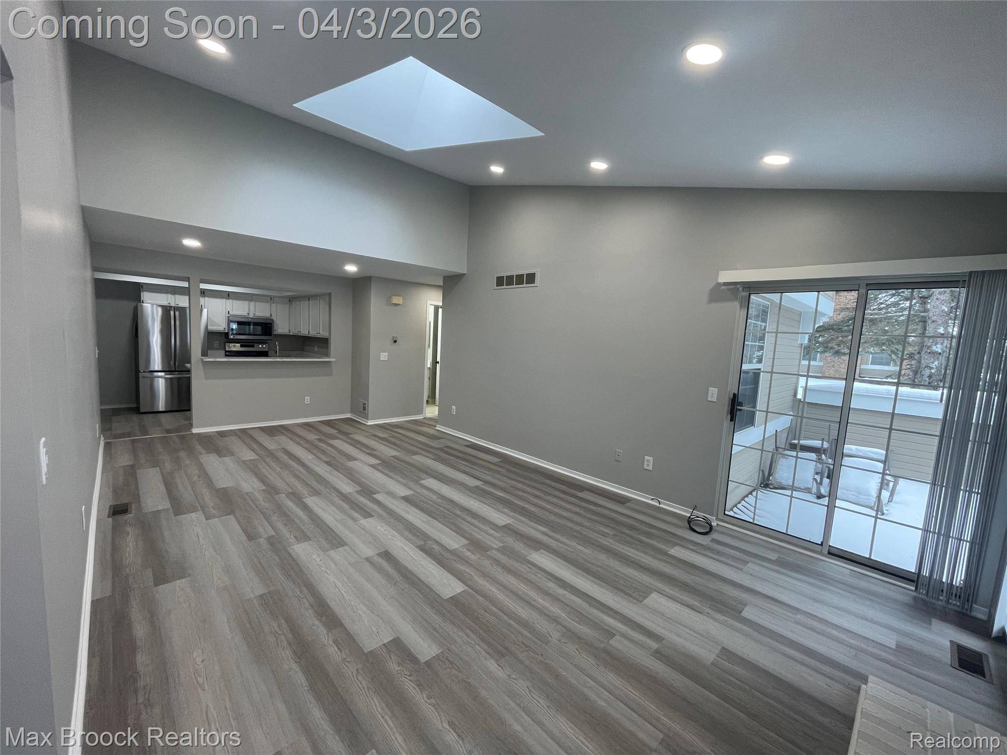 6600 Bellows CT, West Bloomfield Charter Township, MI 48322