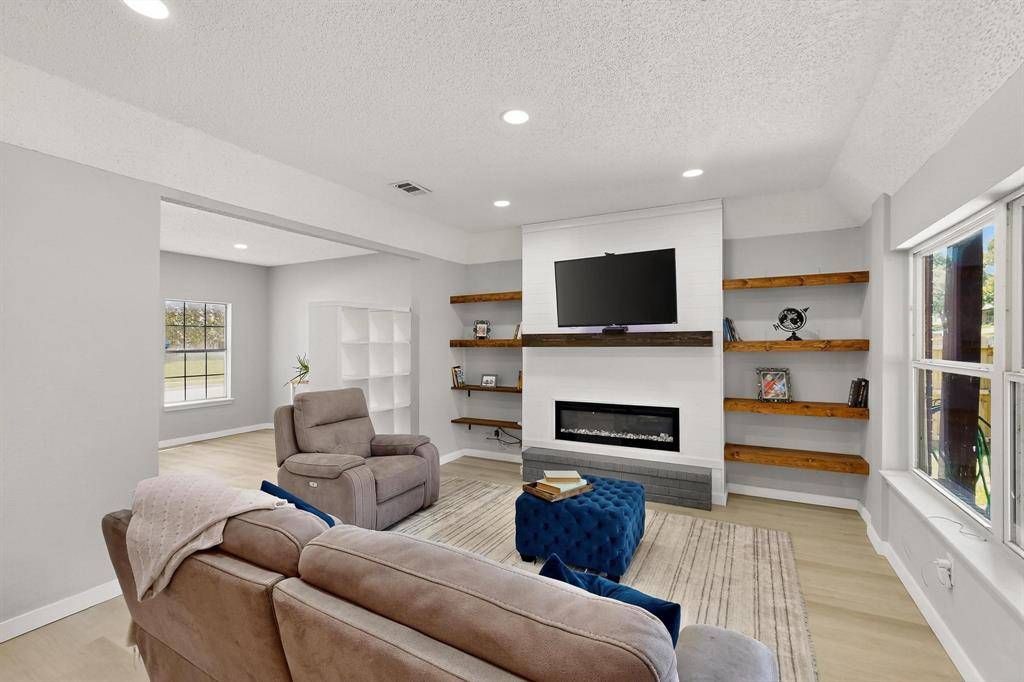 1609 Wesley Drive, Mesquite, TX 75149