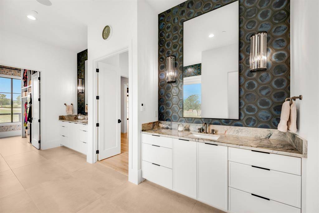 7517 Sunnyview Lane, Flower Mound, TX 75022