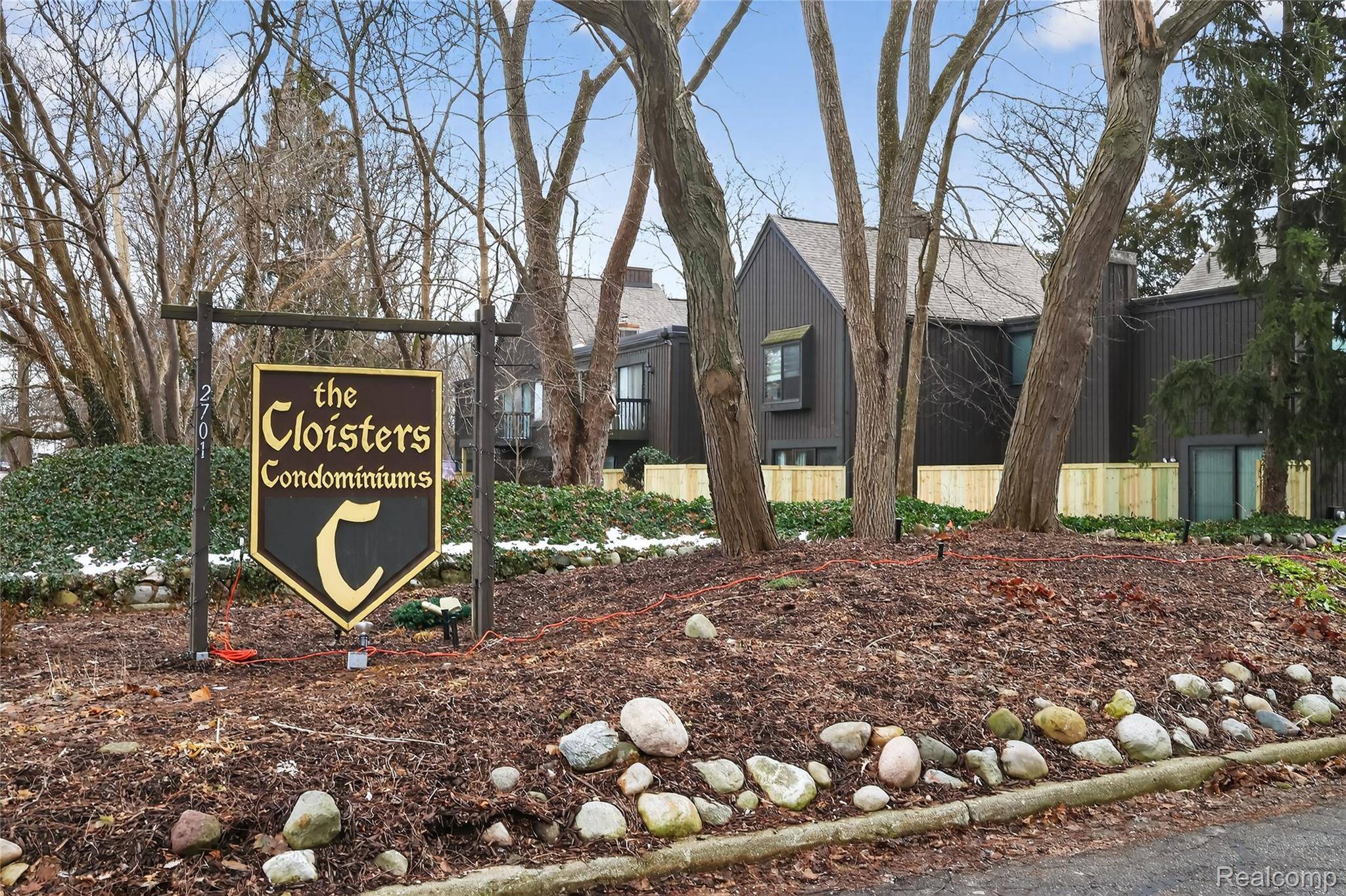 238 Falkirk CT, Kalamazoo Charter Township, MI 49006