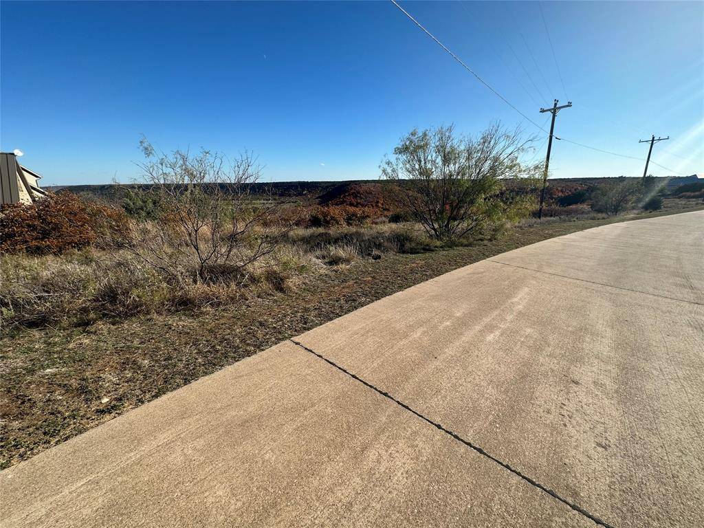 120 Oak Tree Drive, Graford, TX 76449