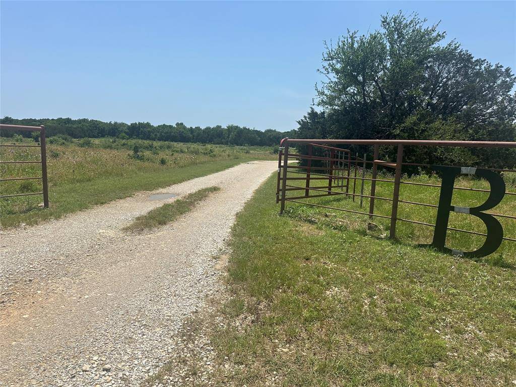 1791 Crawford Lane, Graford, TX 76449