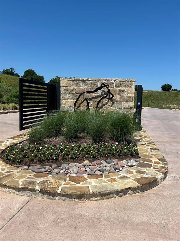 2027 Hidden Bluff Drive, Aledo, TX 76008