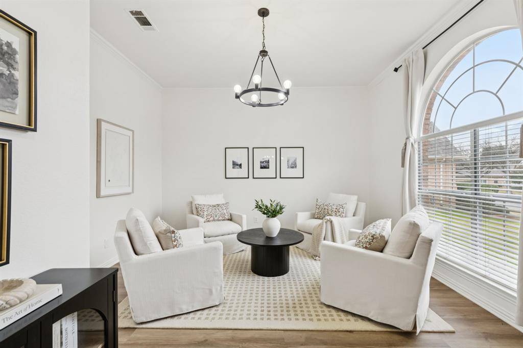 5620 S Archbridge Court, Arlington, TX 76017