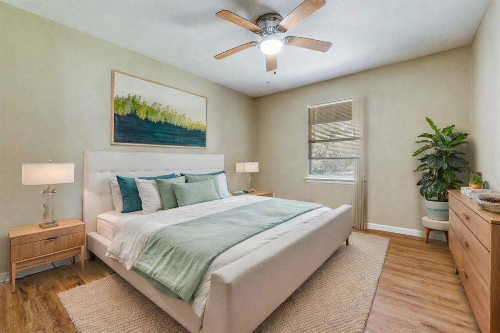 10000 Olmos Drive, Dallas, TX 75218