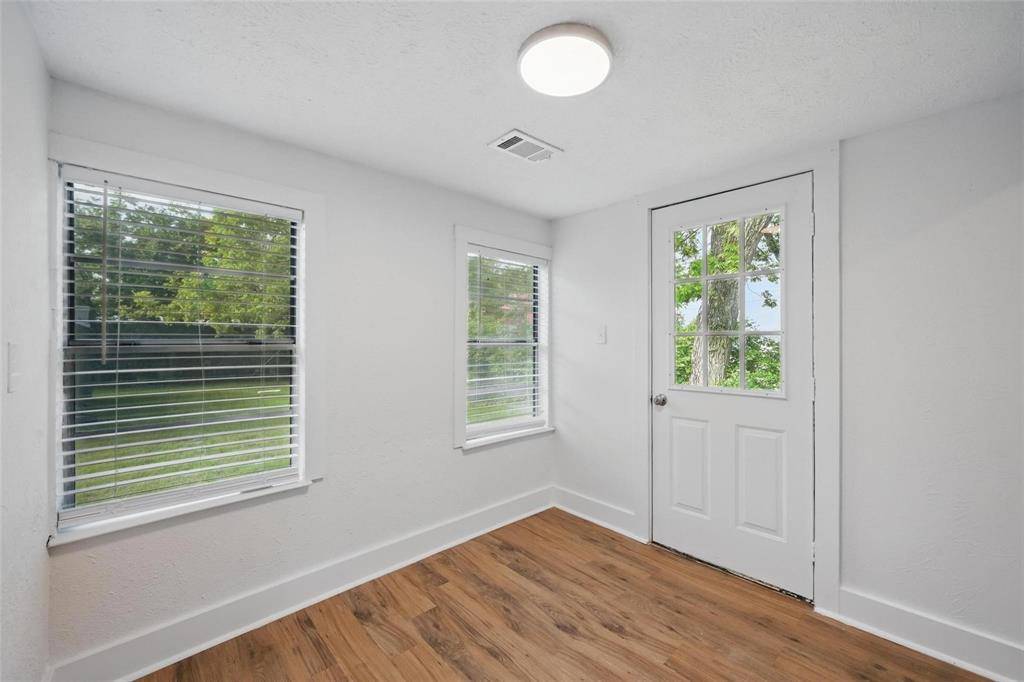 908 E Houston Street, Sherman, TX 75092