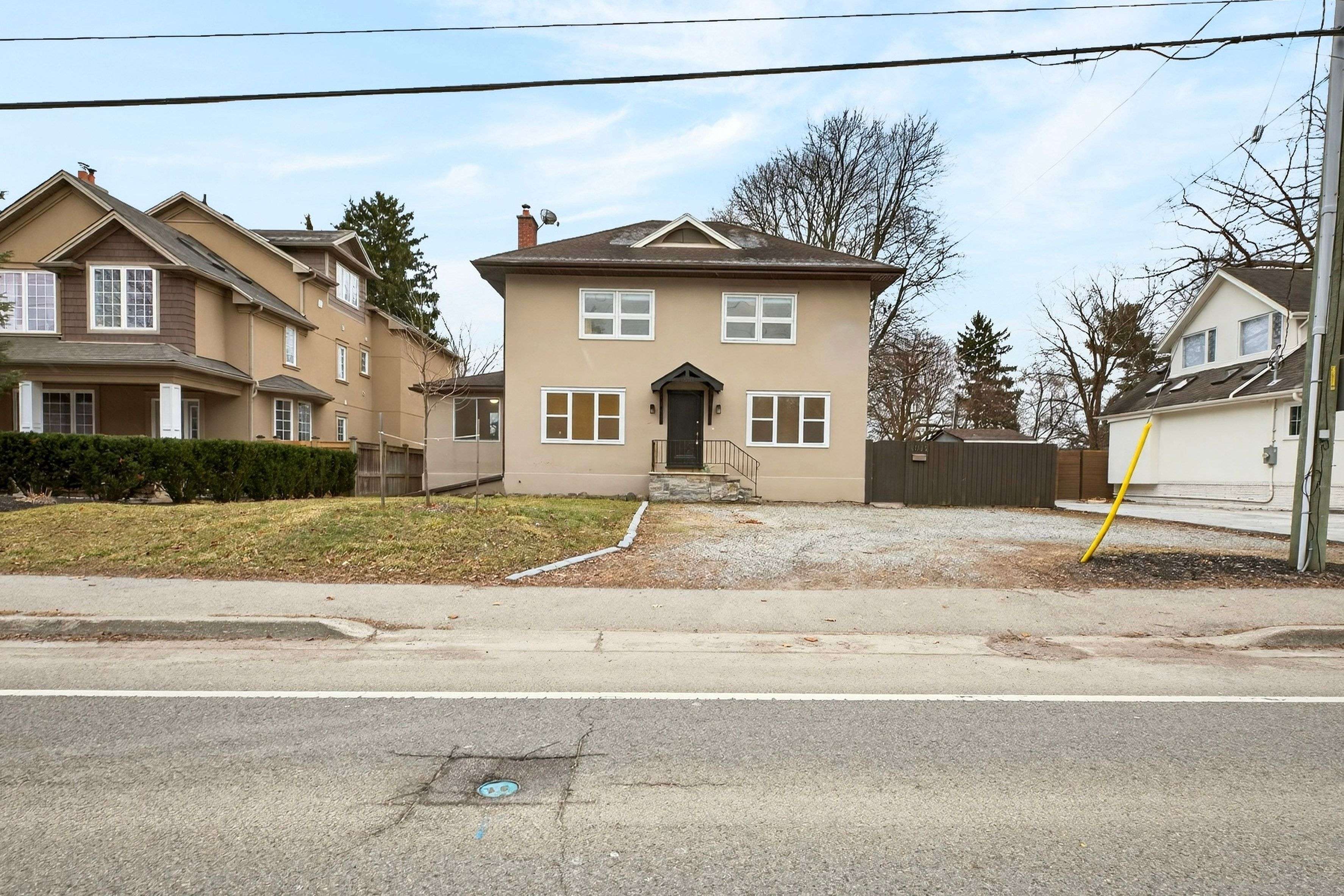 1012 North Shore BLVD E, Burlington, ON L7T 1X7