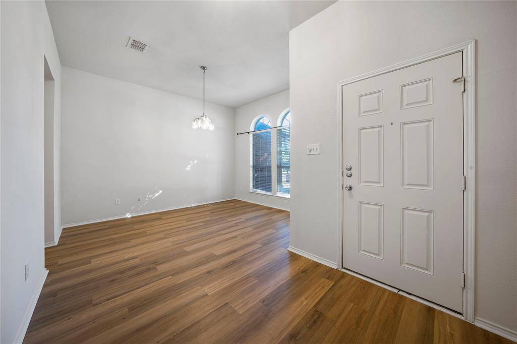 3904 Oakhurst Lane, Mckinney, TX 75070