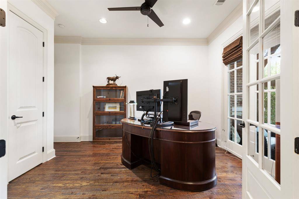 6023 Del Norte Lane, Dallas, TX 75225