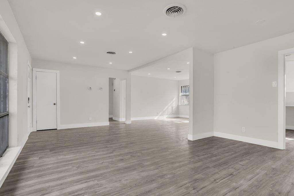 1246 Brookmere Drive, Dallas, TX 75216