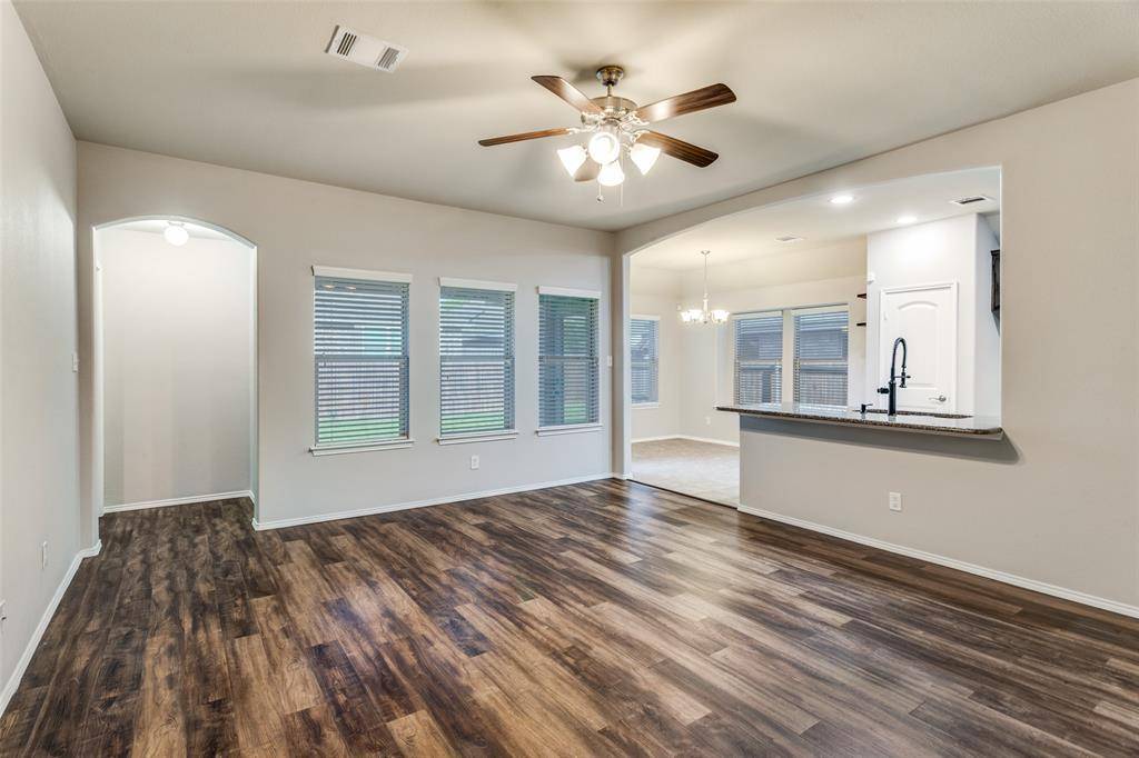 11900 Bexley Drive, Burleson, TX 76028