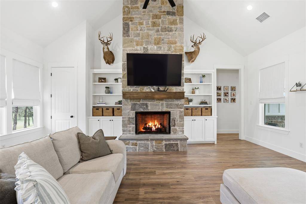 147 Sandpiper Drive, Weatherford, TX 76088