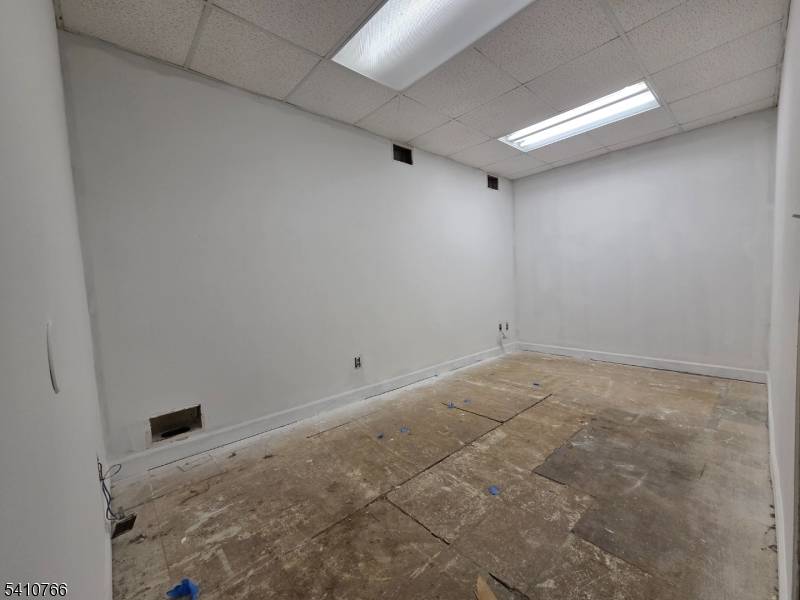 246 North Ave Unit 1, Garwood Boro, NJ 07027