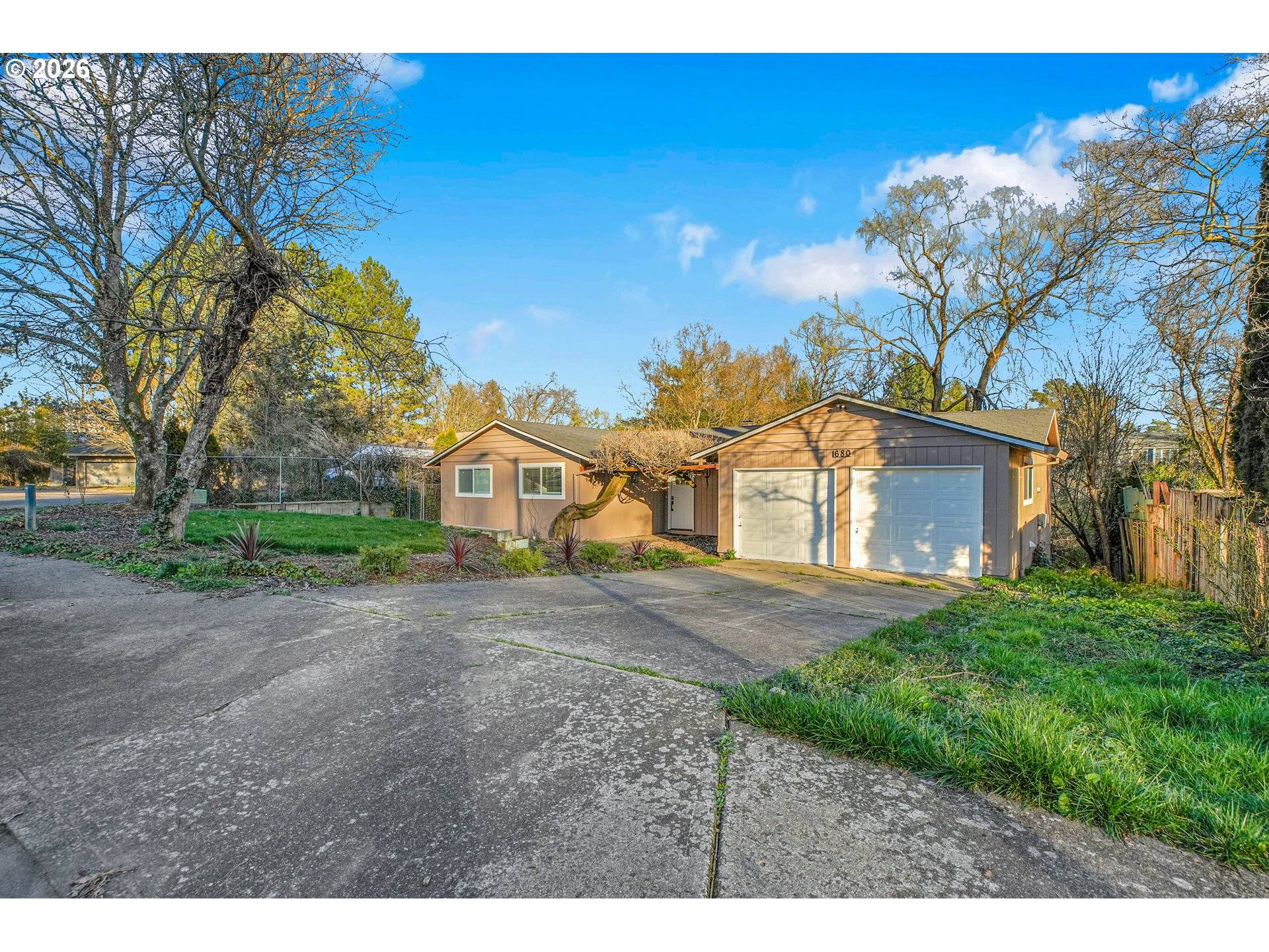 680 SW WILLOW CREEK DR, Beaverton, OR 97003