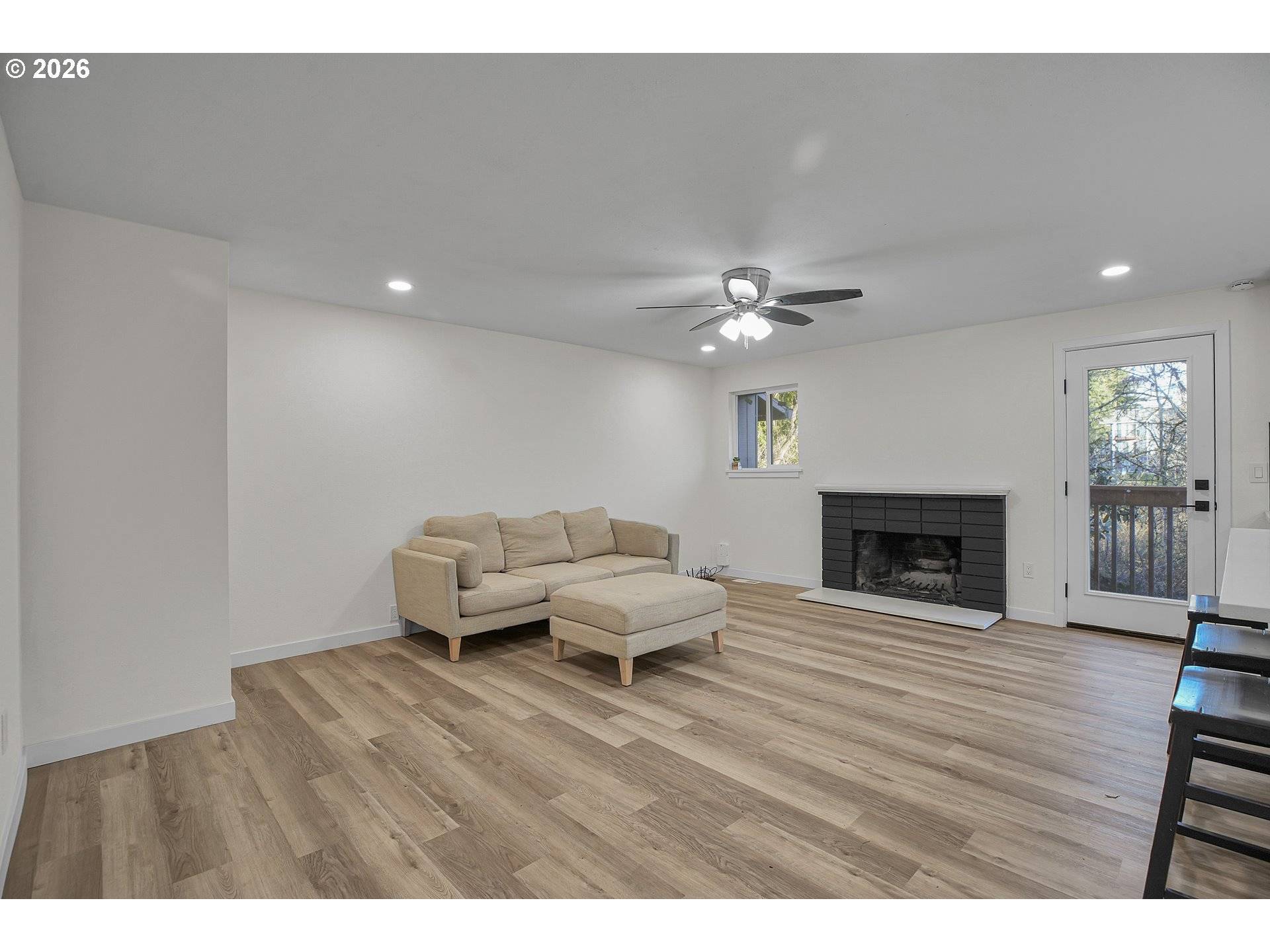 680 SW WILLOW CREEK DR, Beaverton, OR 97003