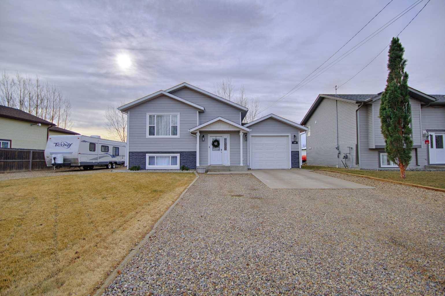 109 3 AVE E, Barnwell, AB T0K 0B0