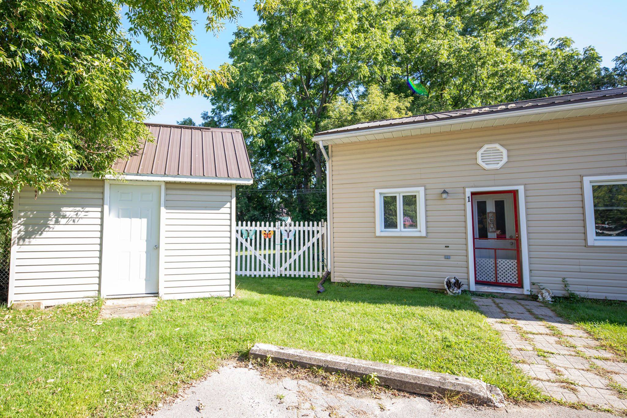 341 New ST E #1, Edwardsburgh/cardinal, ON K0E 1E0