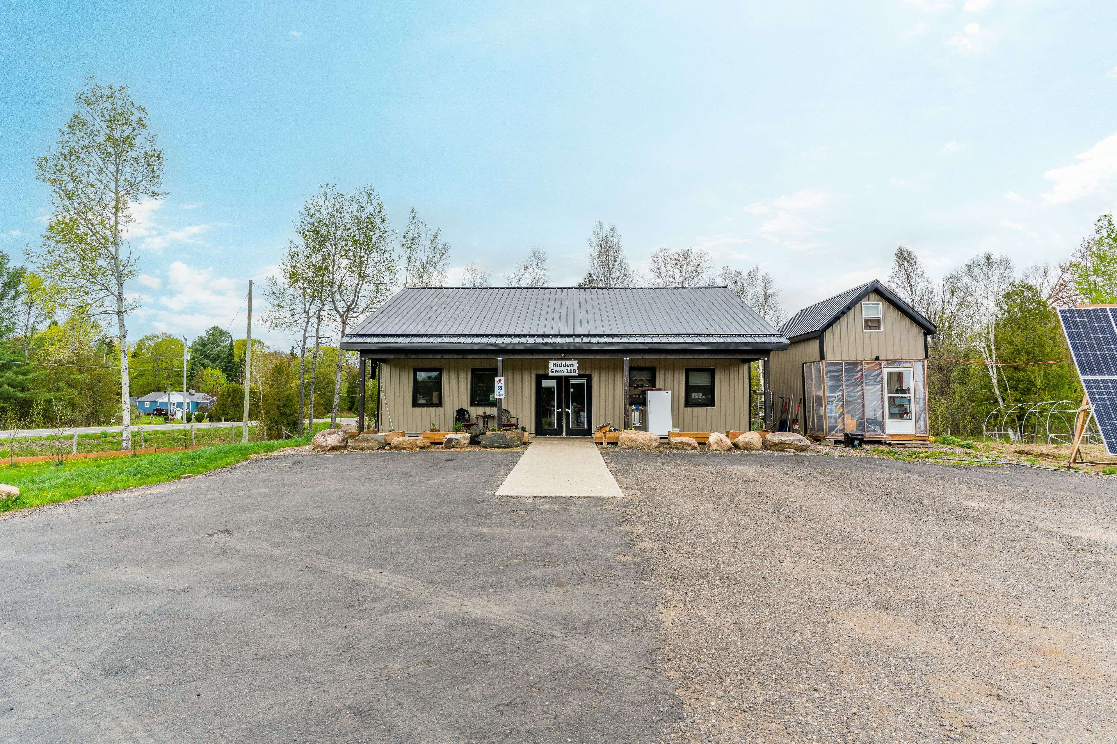 9734 Highway 118 N/A W, Algonquin Highlands, ON K0M 1J2