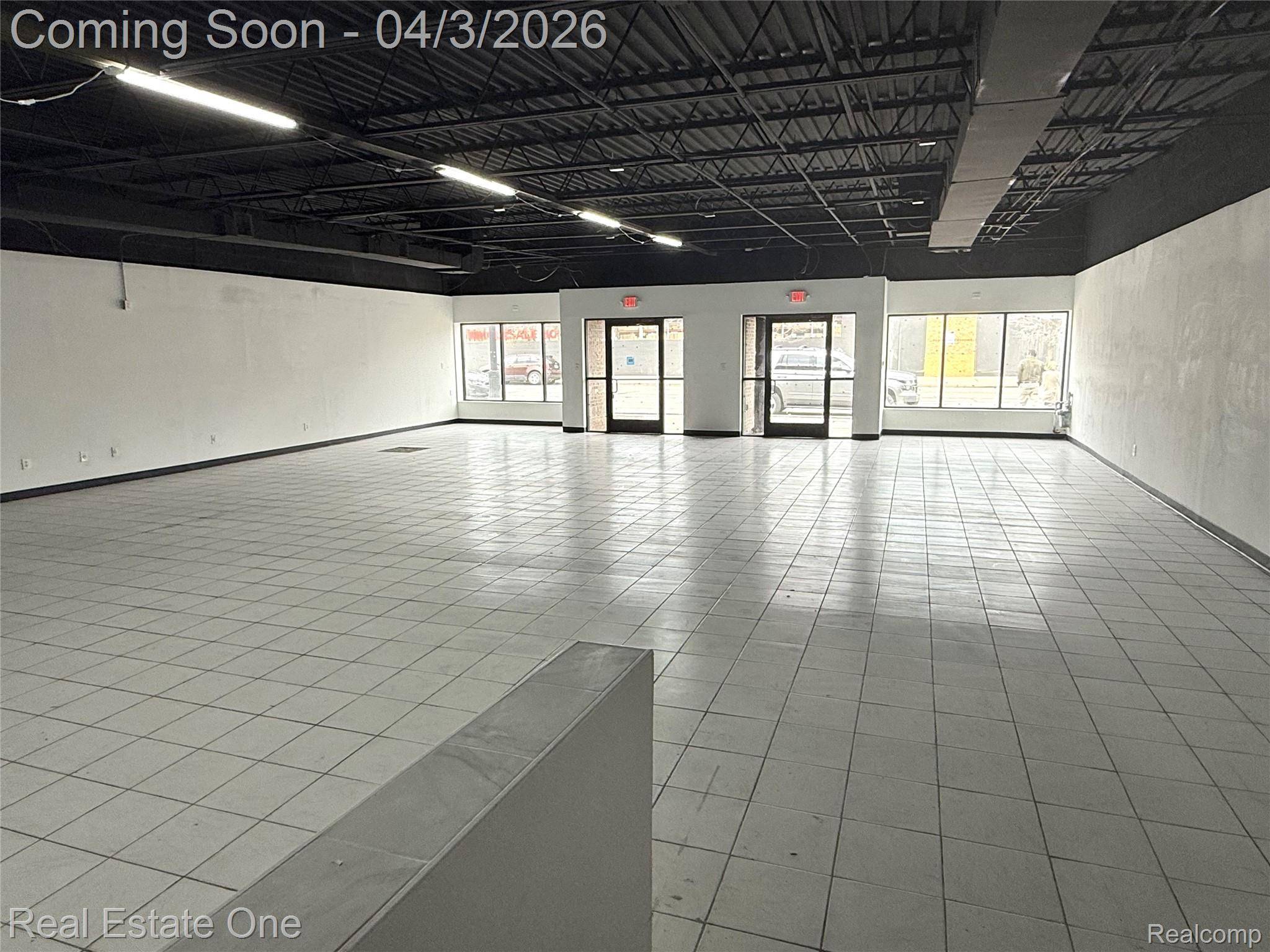 10425 W Warren AVE, Dearborn, MI 48126