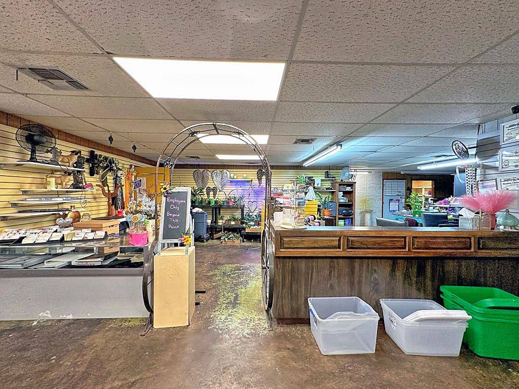 407 E Tyler Street, Athens, TX 75751