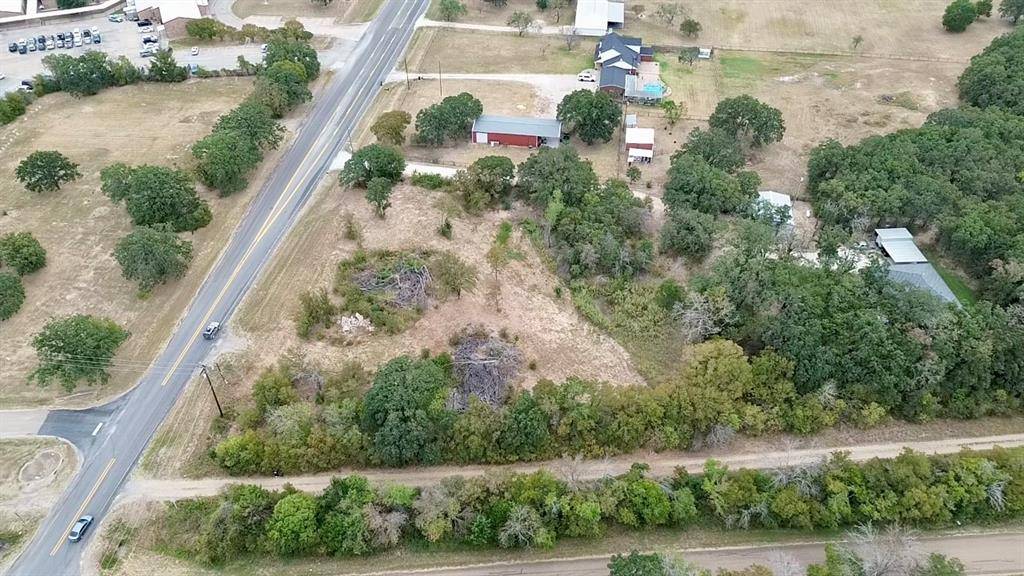 1317 Longhorn Parkway, Axtell, TX 76624