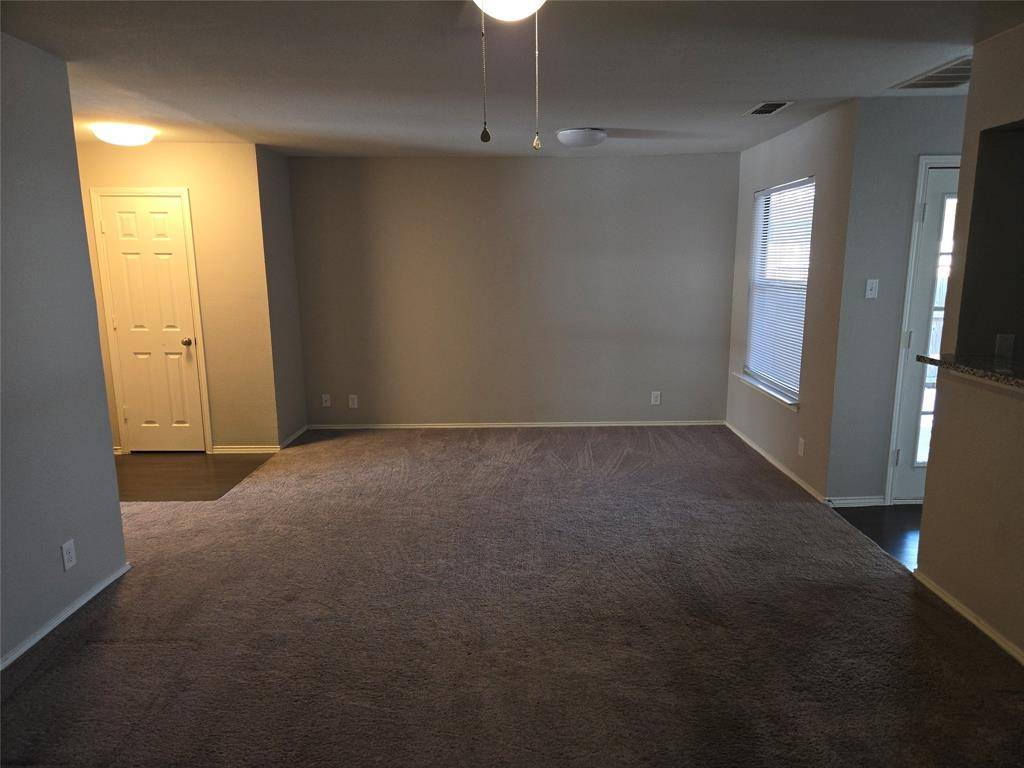 3314 Gardenview Circle, Denton, TX 76207