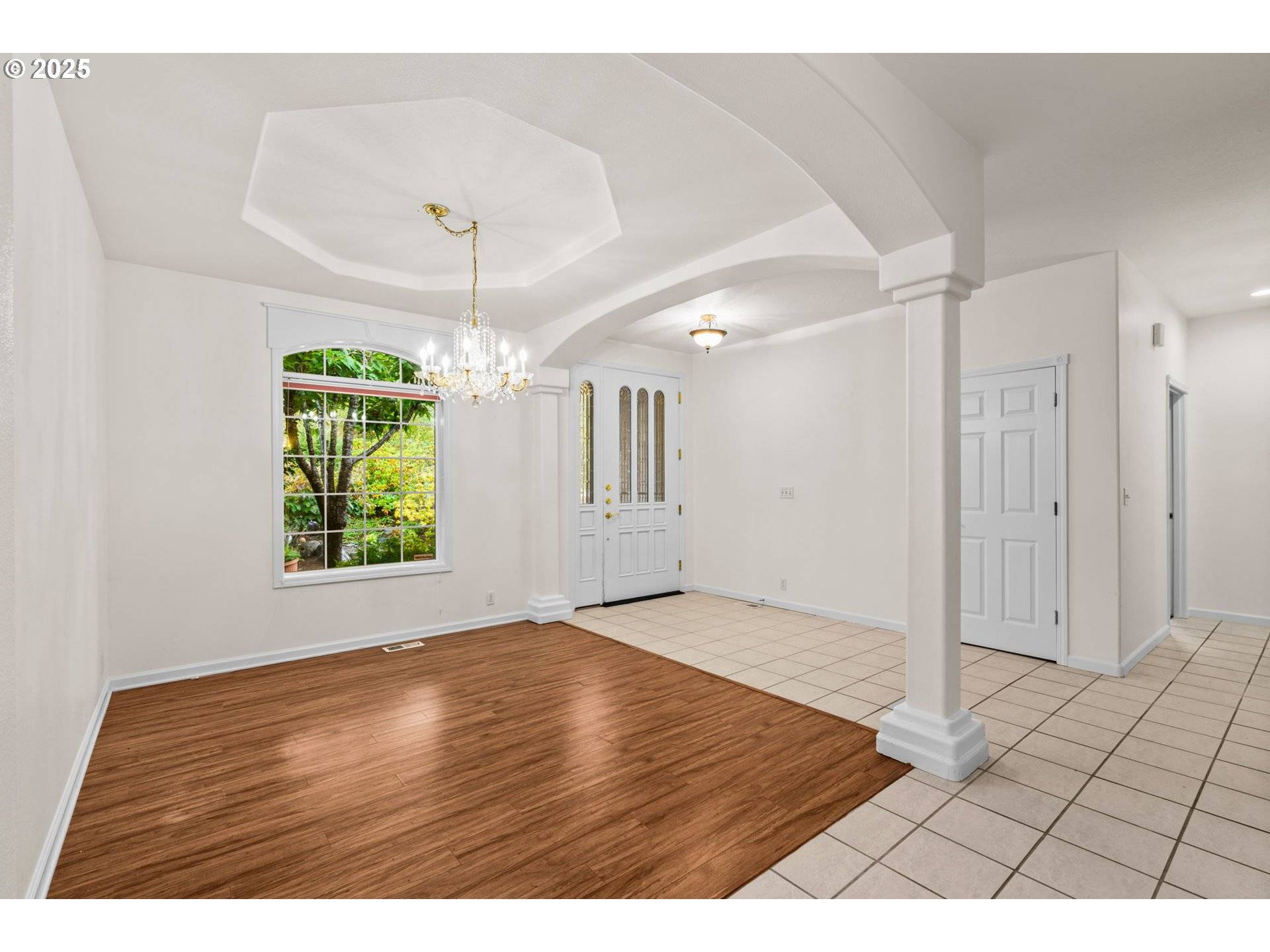 610 HOLLY AVE, Cottage Grove, OR 97424