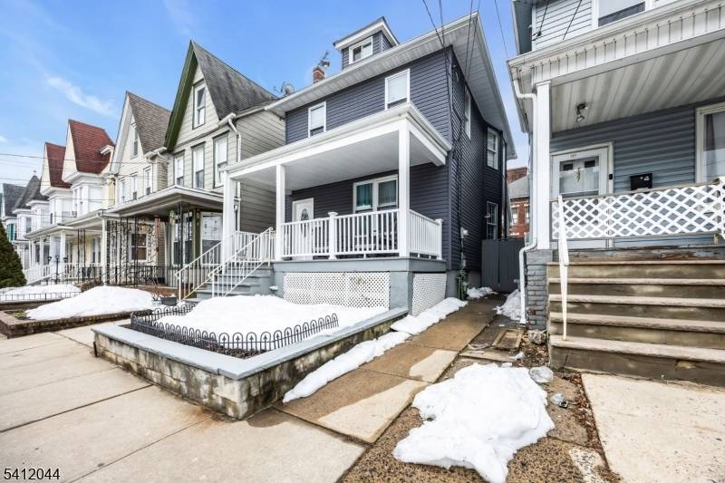 135 Brighton Ave, Perth Amboy City, NJ 08861