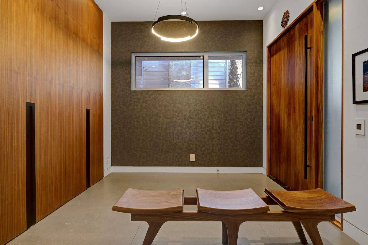 608 Byron AVE, Carlingwood - Westboro And Area, ON K2A 0E5