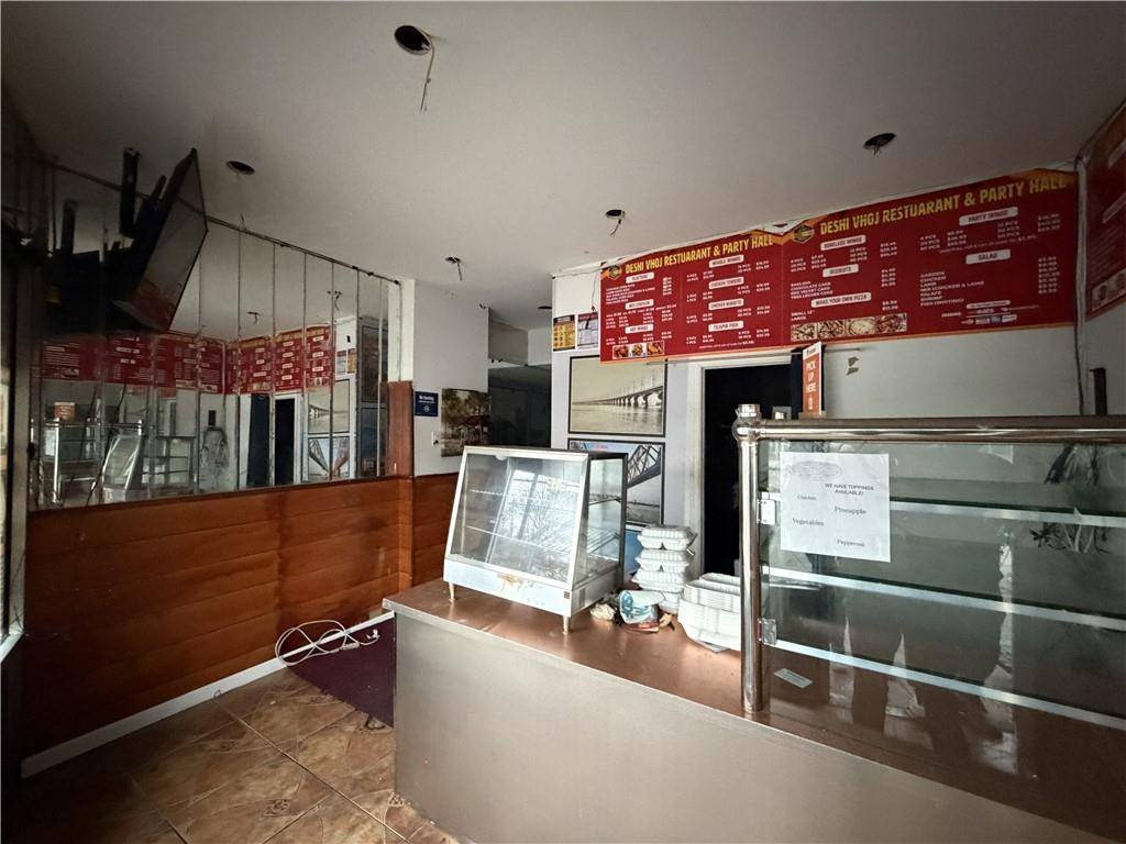 111-06 Farmers BLVD, St. Albans, NY 11412