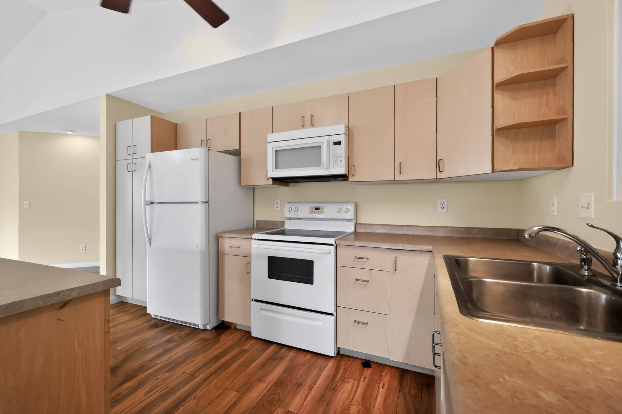 886 MAHEALANI ST, Kihei, HI 96753