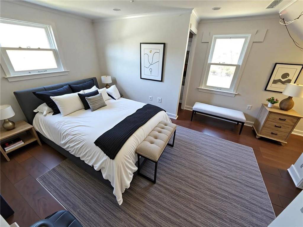 77 Blackfriars ST, London North, ON N6H 1K8