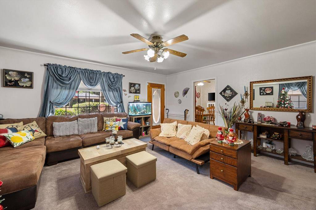 1705 E Beverly Drive, Corsicana, TX 75110