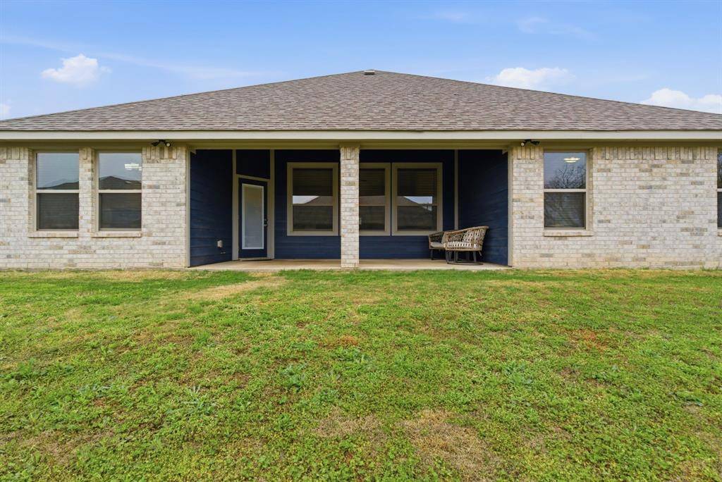 972 Sam Street, Springtown, TX 76082