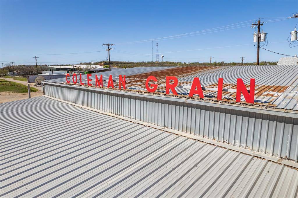 716 Brush Street, Coleman, TX 76834