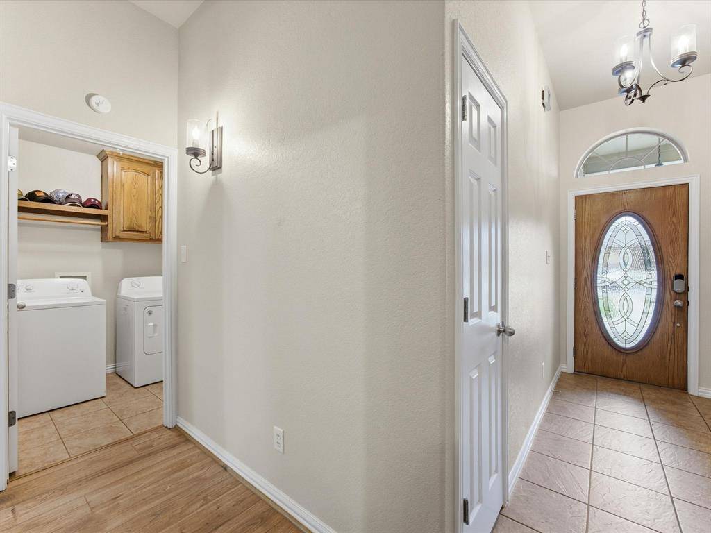 2209 Wells Fargo Court, Bridgeport, TX 76426