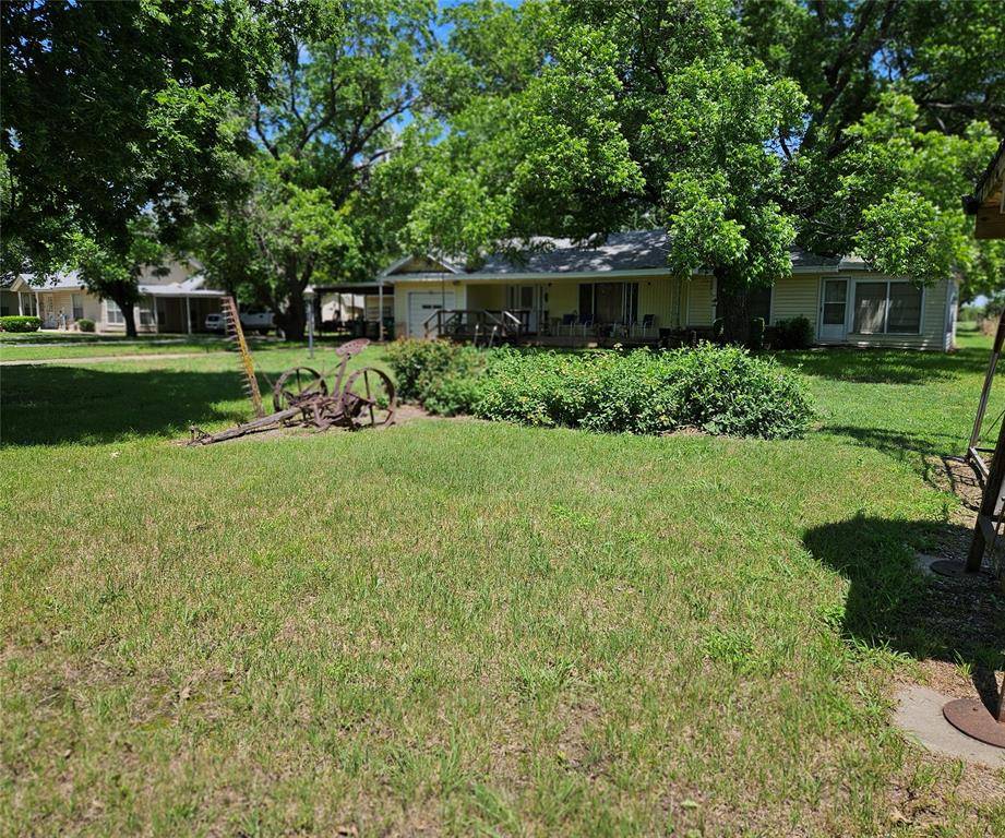 109 Bluebonnet Drive, Paradise, TX 76073