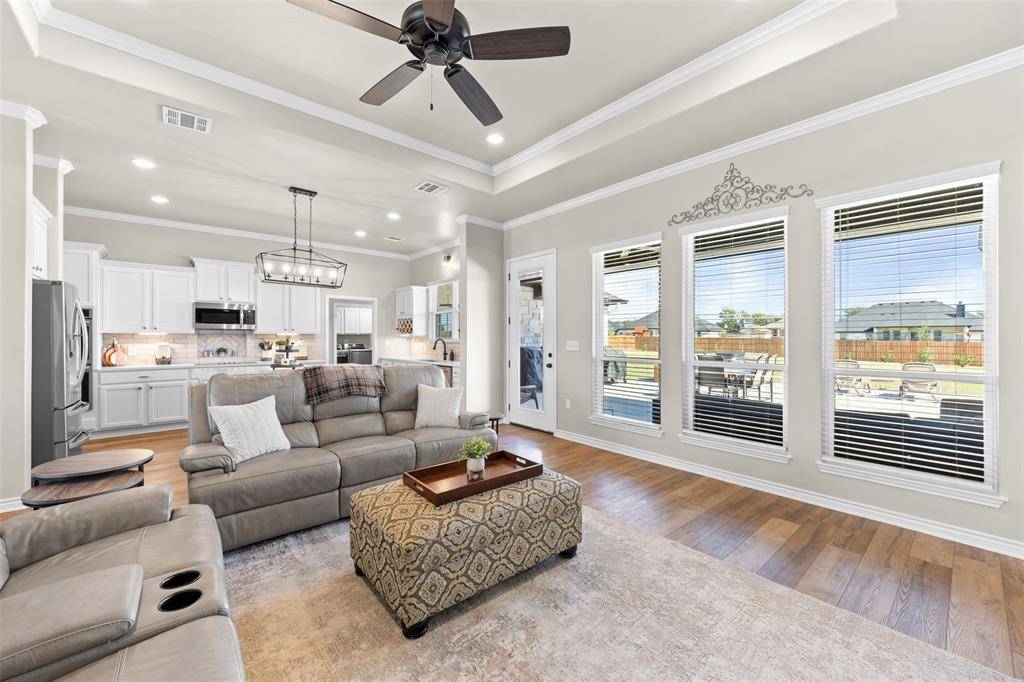 157 Metheglin Drive, Temple, TX 76502