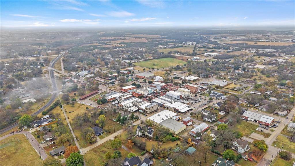 104 Mckinney Street, Farmersville, TX 75442